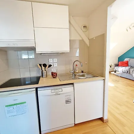 L'Esquiros, Studio, Centre Luchon, Casier A Skis, Wifi, Ascenseur, 3 Personnes Bagneres-de-Luchon Exterior photo
