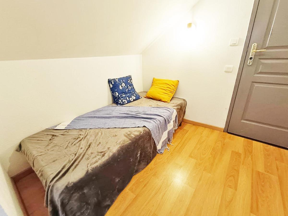 L'esquiros, Studio, Centre Luchon, Casier A Skis, Wifi, Ascenseur, 3 Personnes *